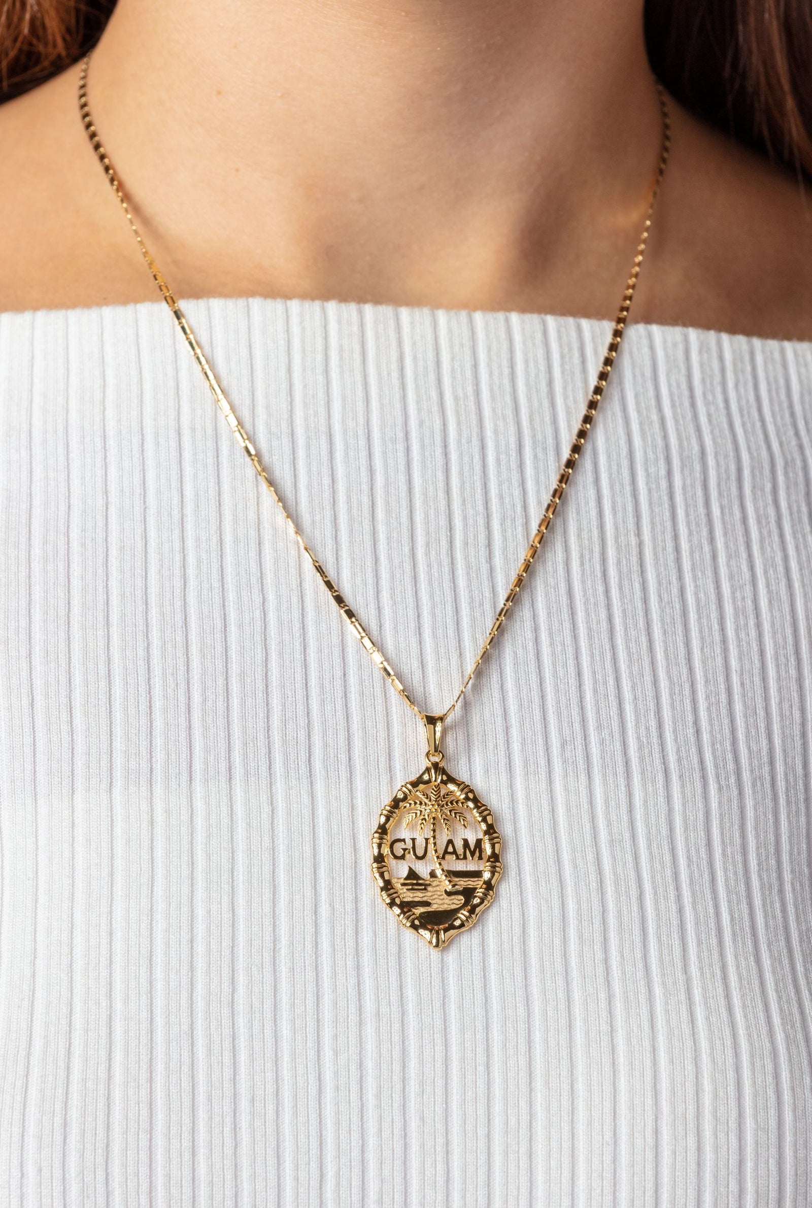 14K & 10K Yellow Gold Guam Seal Thick Bamboo Pendant – Vince Jewelers