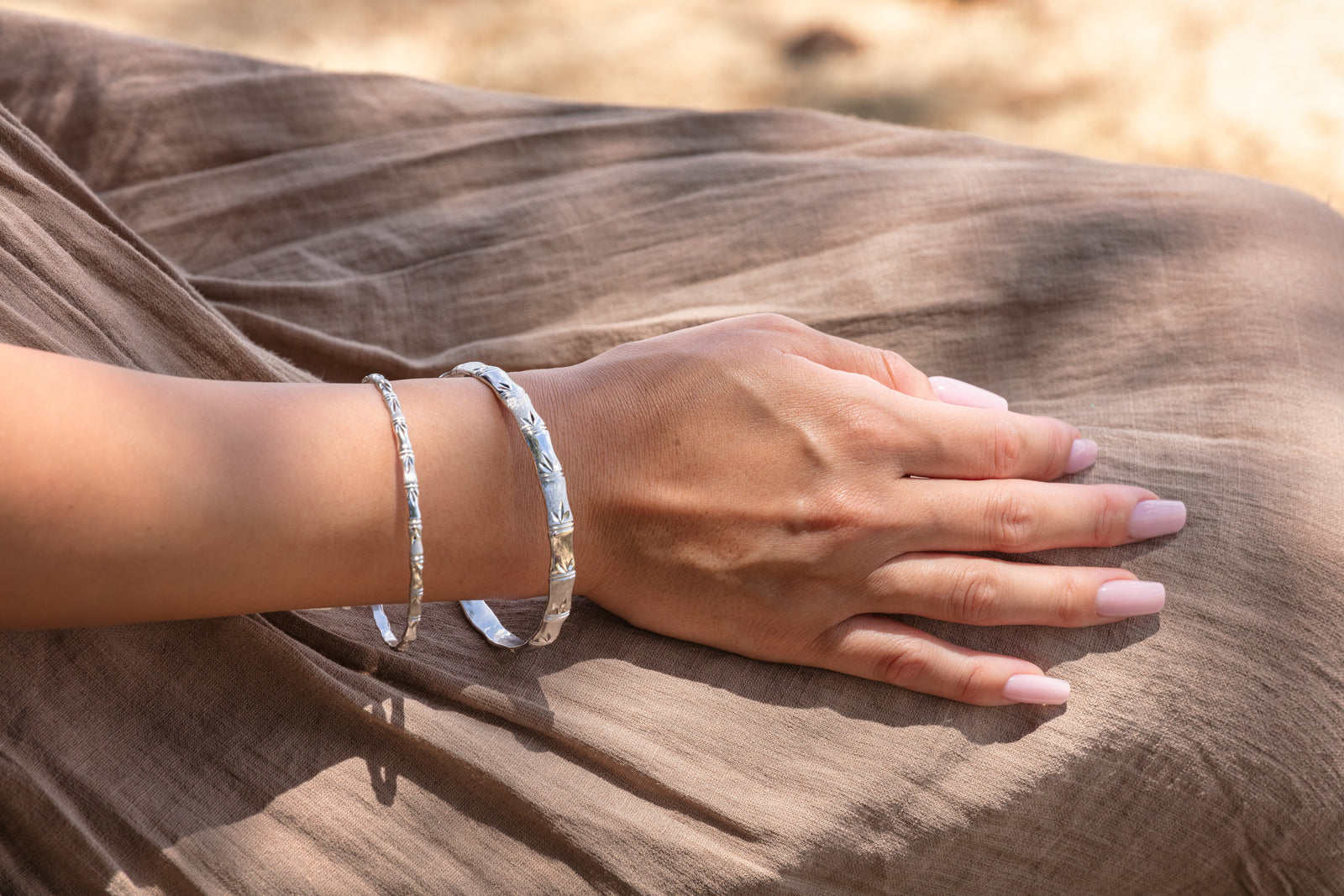 Silver Bamboo Bangle With Leaf Detail | 7MM Thickness – Vince Jewelers